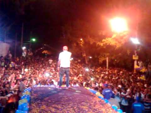 LAPIZ Y NESTOR EL LINCE-NO ME HAGAS ESTO EN VIVO BY.DJ ANDY.3GP