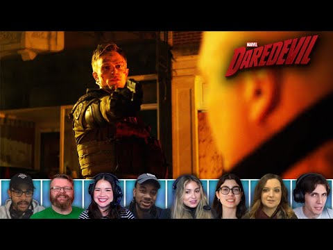 Reactors Reactions to BULLEYE RESCUES KINGPIN | Daredevil 3x2 'Please'
