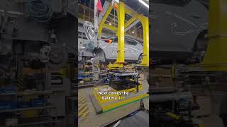 VinFast invited us in Vietnam for a tour of one of their biggest manufacturing facilities. 