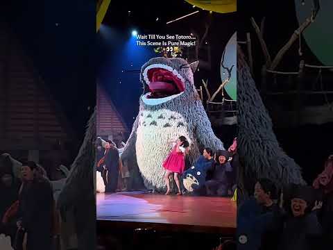 Do you want to see TOTORO on real life??? 😲  #performence #theater #totoro #ghibli