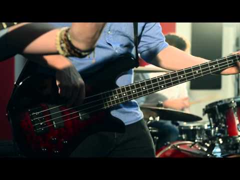 5-piece Party Band with Female Vocals | The UpKicks