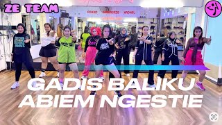 Download lagu GADIS BALIKU ➖ ABIEM NGESTI / ZUMBA / DANCE WORKOUT / VIRAL TIKTOK / SENAM KREASI / ZE TEAM 🖤💜 mp3