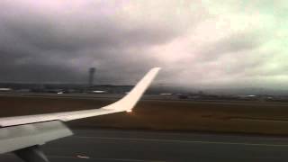 preview picture of video 'Lufthansa Embraer E-190 Stormy Landing at Oslo Airport Gardermoen'