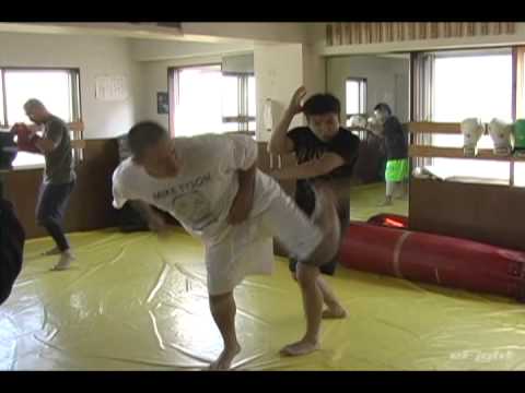 五味_塚本＿スパーリング