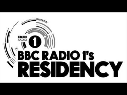 DJ fly-well - BBC - Radio 1 - [ New Day At BBC - Radio 1] - ( minimix -2014 ) - Identity 14