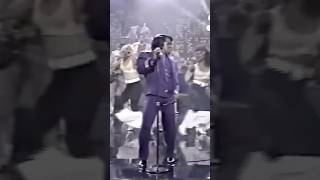Download lagu James Brown performing his classic 'I Feel Good' on the Arsenio Hall Show #90s mp3