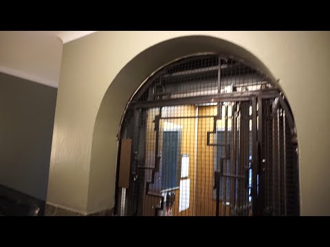 Beautiful unknown antique traction elevator (old mod by KONE) @ Kapellgatan 2, Jönköping, Sweden