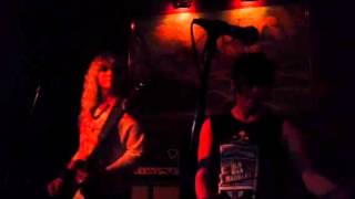 Satellite - The Dollyrots (live)