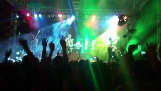 Corner Of The Sky - Cut Copy En Six Flags Mexico