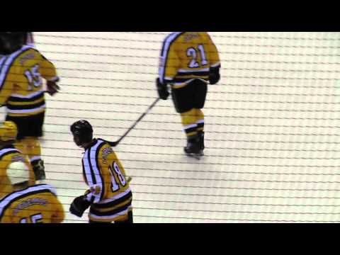 Allstar Game Krefeld 12.11.2011 Chris Lindberg nach dem Tor