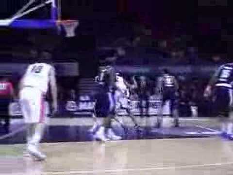 17 08-01-08 Ulebmatch BCO-Bologna - Chuck Davis beresterk on