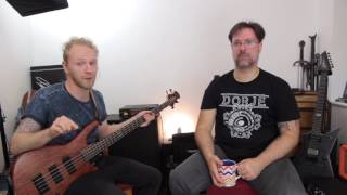 Video thumbnail for Does It Groove - Ashdown Rootmaster 800 & Dinosaur Stone Pick by Rob Chapman