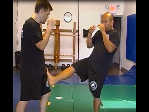 JKD - Basics of the Stomp Kick (Dum Tek) - Jon Jone's Oblique Kick