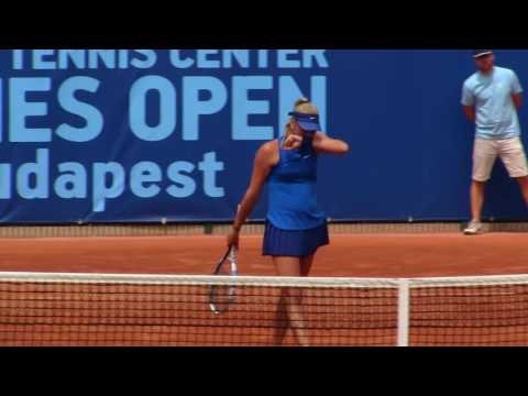 Fanny Stollar def. Georgina Garcia Perez