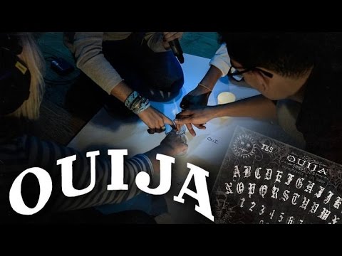 L'équipe traumatisée par un Ouija en direct ! - Marion et Anne-So
