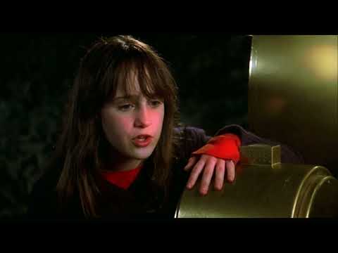 Lady comes to life - Thomas and the Magic railroad