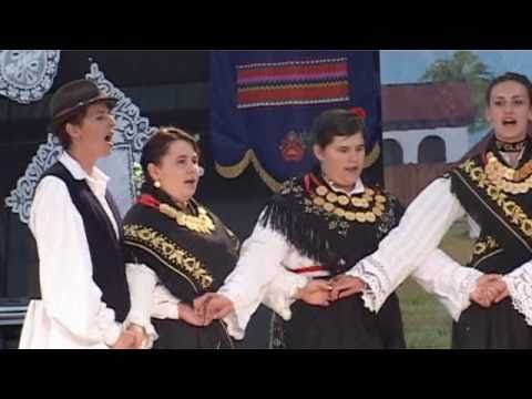 16 Raspjevana Cvelferija  Strosinci 2010. - KUD Slavonija Soljani