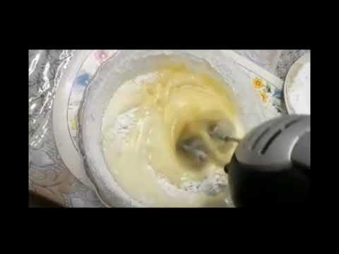 Tipu making cup cakes for his friends🥰