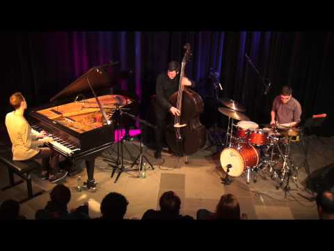 Max Petersen Trio plays These Foolish Things