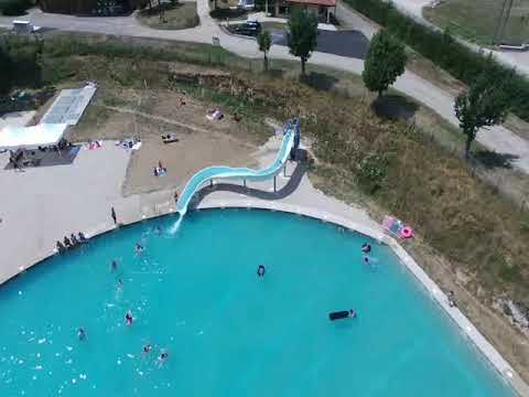 Baignade en plein air à Champdor