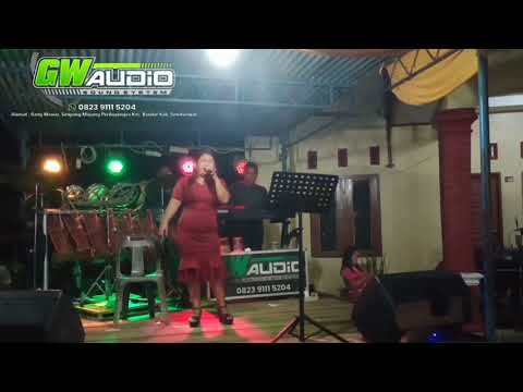 lagu  Karo ~ tiga Sibolangit ~ Dewi Saragih