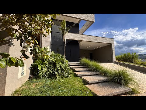 Linda Casa Térrea em condomínio Bragança Paulista interior de São Paulo 