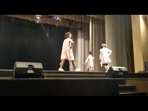 Театр моды" Колорит" " Весёлая переменка".