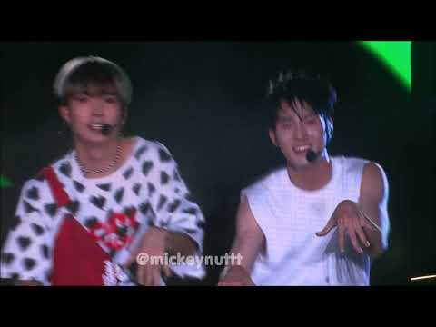 [HD]FanCam-1 #PENTAGON - Naughty boy #HECKOREACONCERT