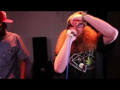 Kitchen Sessions: Rittz grabs the mic as Young Scolla beat boxes