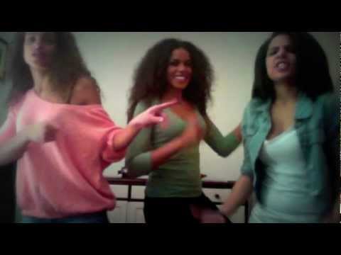 Cover Domino - Jessie J by Patou, Harmony et Prudence