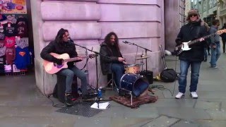 The Beatles, I Saw Her Standing There (Funfiction cover) - busking in the streets of London, UK