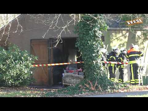 BredaBuurt tractor in brand Ettenseweg Rijsbergen