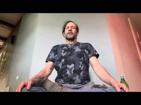 Meditating To “Remembering Spaciousness - A Special Meditation with Eckhart Tolle(Binaural Audio)”