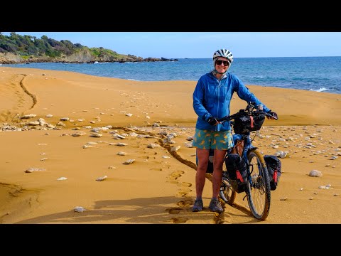 Cycling Southern Italy in Winter: Part Two // World Bicycle Touring Episode 15
