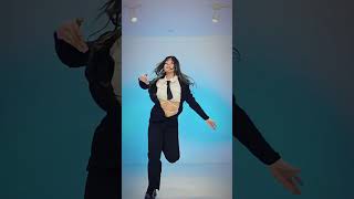 Download lagu ZEROBASEONE - 'BLUE' dance cover #kpop #shorts mp3