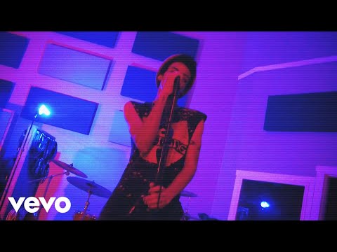 Rxbyn - antisocial (Live from The Noiz Faktory)