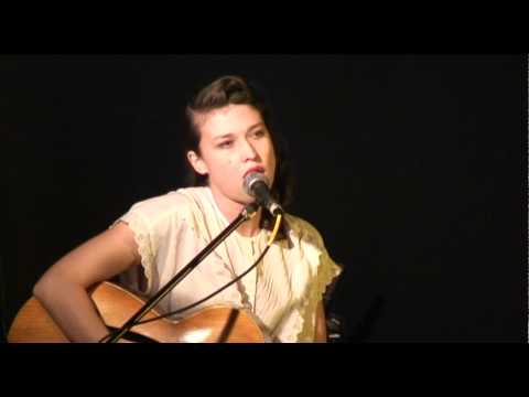 Lanie Lane - Lipstick - Live at The Manly Fig 2010/06
