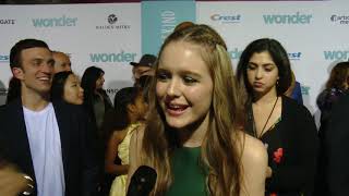 Wonder LA World Premiere - Itw Izabela Vidovic (official video)