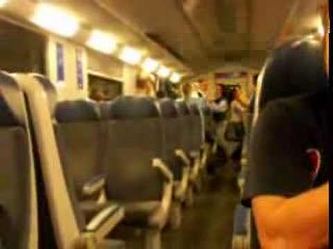 Schlechte Musik und schlechter Tanz