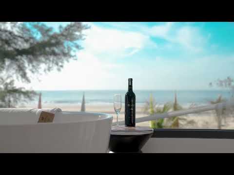 Biệt thự mặt biển Charm Resort Hồ Tràm, thang máy riêng + hồ bơi sky pool, 2 lầu