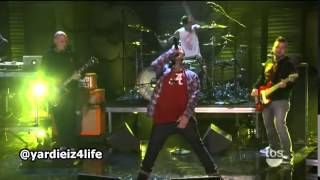 Yelawolf    Let&#39;s Roll feat  Travis Barker live on &#39;Conan&#39;