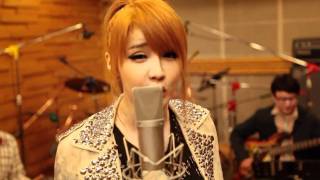 2NE1 - &quot;LONELY&quot; [HD New Version]