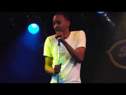 Round N' Round/SHHHH(Break it Down)- Tevin Campbell LIVE NYC 2014