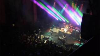 Cosmic Egg (Live) - Wolfmother