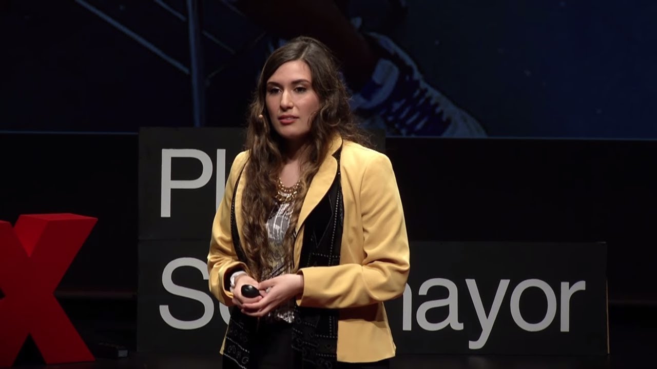 Logra lo imposible: vence tus miedos y cree en ti. | Carolina Águila | TEDxPlazaSotomayor