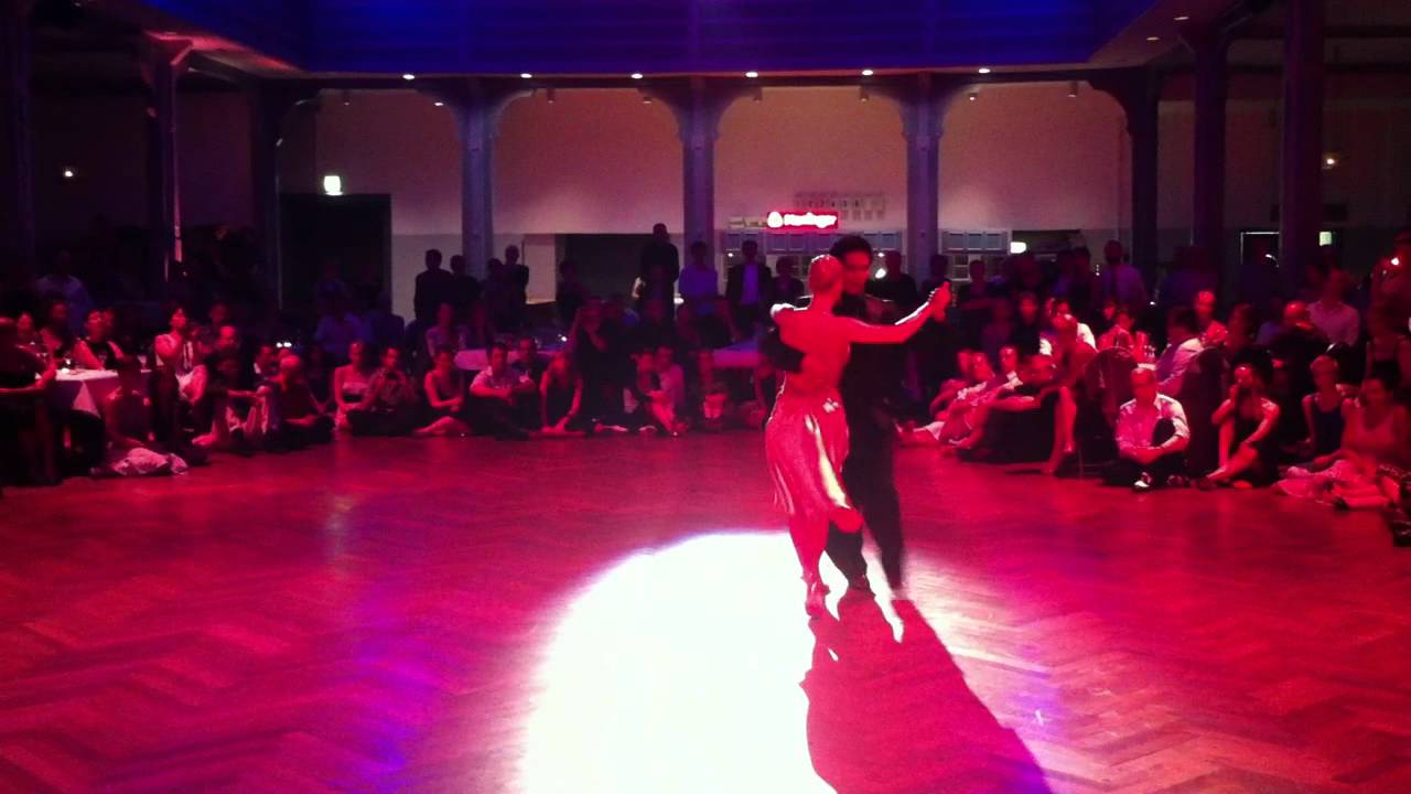 Sebastian Arce y Mariana Montes 4/4 Vals