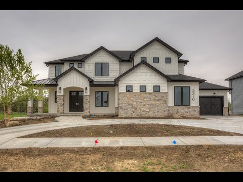 Mason 2-Story w/ Spiral Staircase