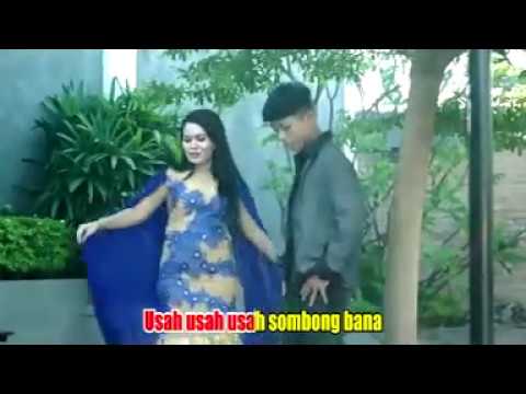 Revo & Yona | Usah Sombong [Official Music Video]