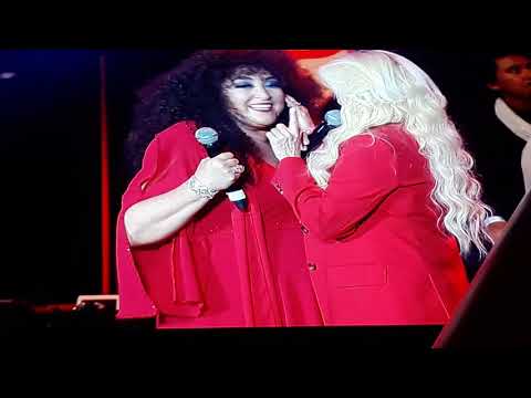 Amanda Miguel y Yuri - Detrás De Mi Ventana (En Vivo Desde El Auditorio Nacional)