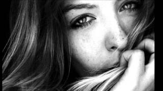 Fiorella Mannoia -  L'amore con l'amore si paga